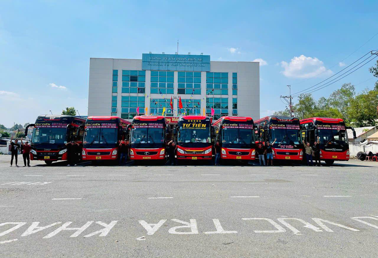 Nhà xe Tư Tiến